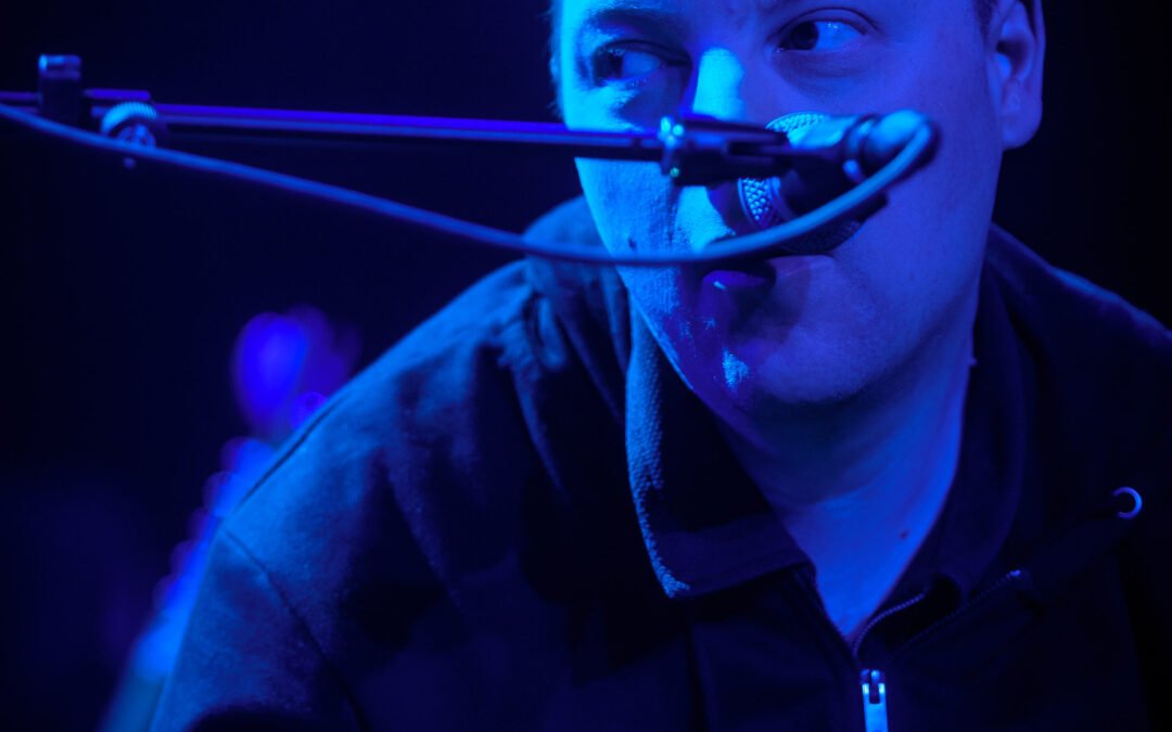 HUH /// THE AMPLIFIED ELEPHANTS /// JOLTED ARTS SPACE
